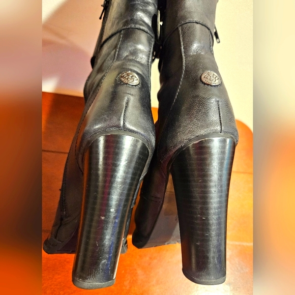 BCBG Martano Platform Booties - Picture 6 of 7